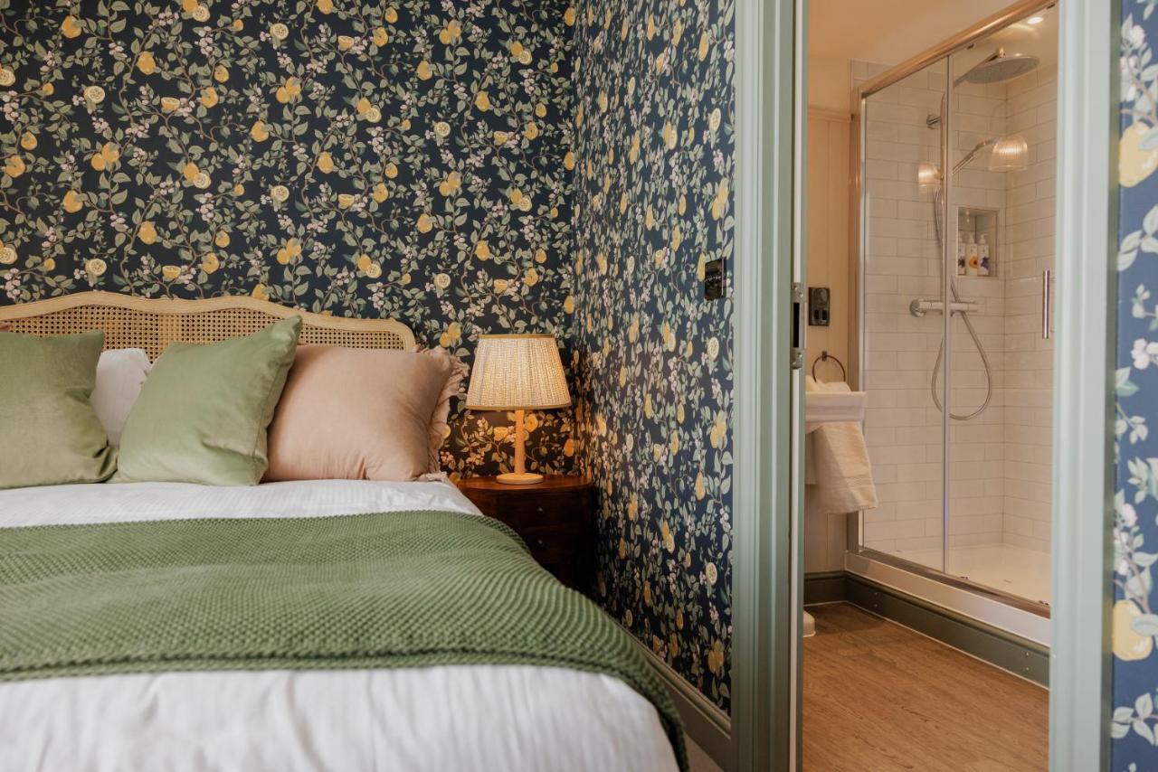 The George & Dragon Hotell Westerham Exteriör bild