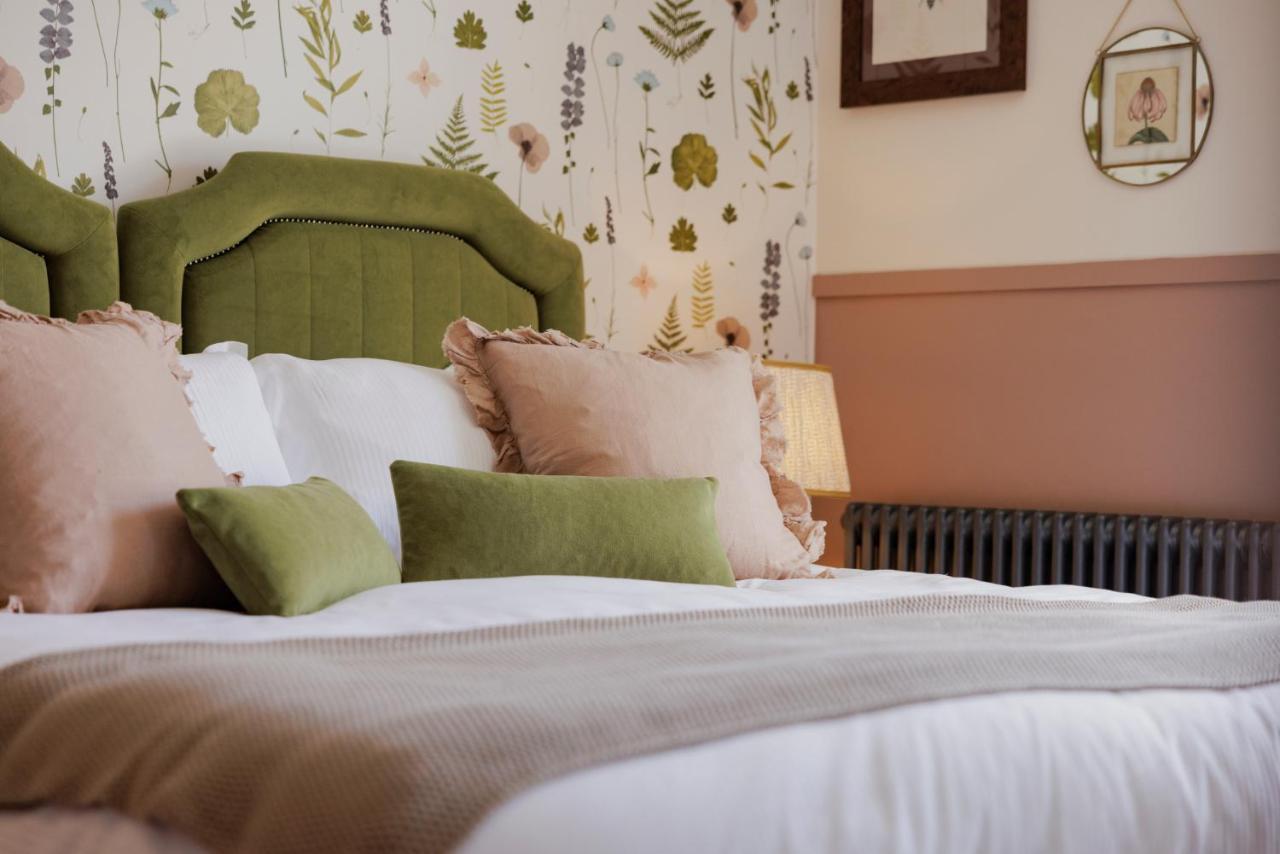The George & Dragon Hotell Westerham Exteriör bild