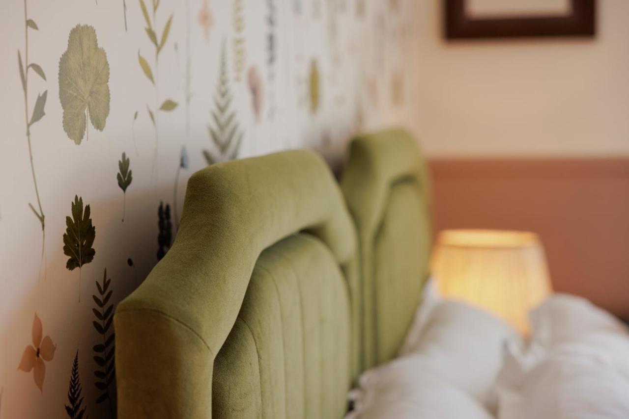The George & Dragon Hotell Westerham Exteriör bild